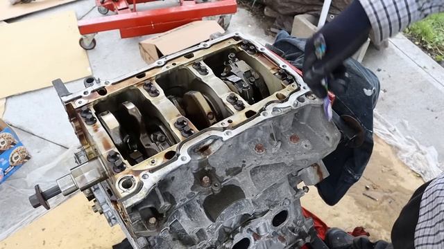 The Last Good Nissan Engine: VQ37VHR