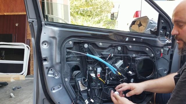 Как достать окно в Хундай смотреть онлайн