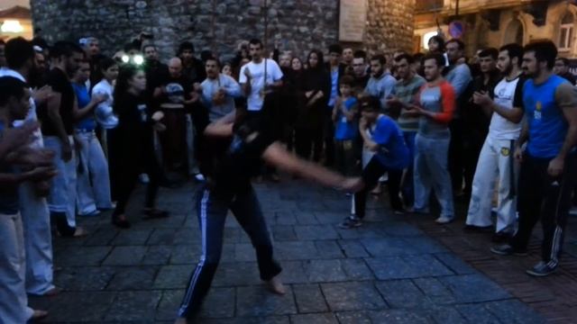 Roda de Rua - İstanbul ( Axé Capoeira Turkey) смотреть онлайн