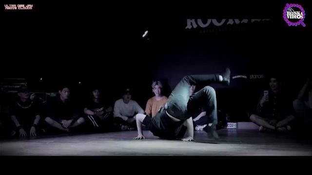 Ultra Dee Jay - Above Clouds [BBOY POWERMOVES] ? #Electro #Freestyle #Music ? смотреть онлайн