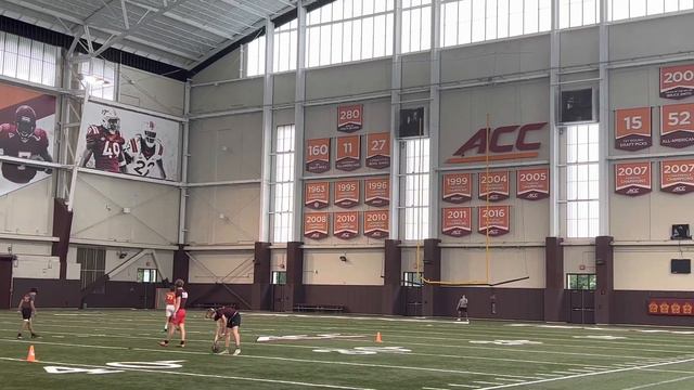 Adam Okonowicz l Varsity Kicker l 2024 l GPA 4.1 l VA Tech Camp l 7/7 FG Charting (27 to 45 YDS) смотреть онлайн