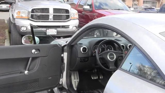 Virtual Tour of a 2004 Audi TT at Micheals Chevy смотреть онлайн