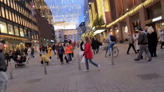 Срочно нужны попугаи)) куплю срочно)) Хельсинки пред рождеством/joulukoristeet/ смотреть онлайн