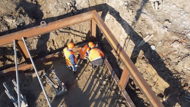 Строительство развязки по Шоссе Героев Сталинграда.