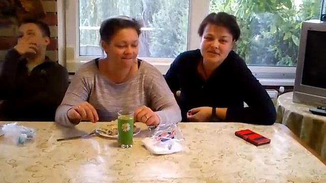 Отдых в Крыму, Можжевеловый дворик. Гости из Севастополя 25.10.2015 смотреть онлайн