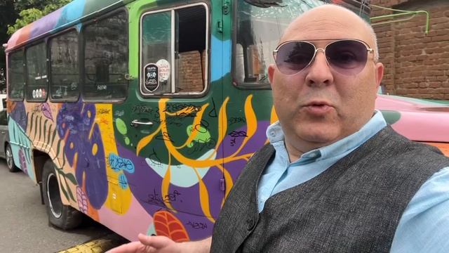 Тбилиси. Благополучное завершение поисков советского автобуса «КАвЗ-695» в окрестностях храма Самеб смотреть онлайн