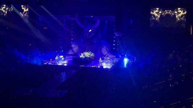 Muse - Knights Of Cydonia live in St Louis! (3-5-2023) смотреть онлайн