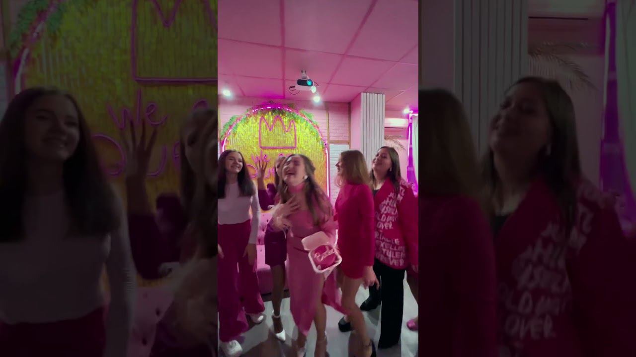 Розовая вечеринка в лофте "Космополитен", Москва, ВДНХ смотреть онлайн