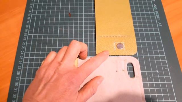 2 Part Case for natural leather seam phone with Nataly V Konrat. смотреть онлайн