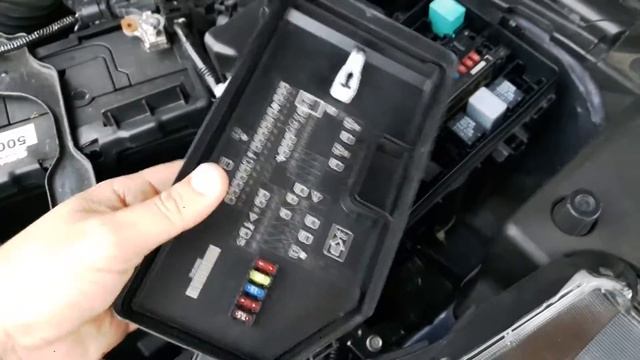 Cambio de fusible de lighter Honda CRV 2013 смотреть онлайн