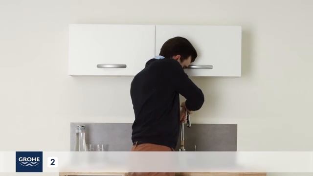 GROHE Установка однорычажного смесителя с выдвижным изливом для кухни смотреть онлайн