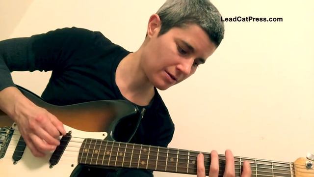 Have You Met My New Guitar? (1964 Fender Duo Sonic) смотреть онлайн