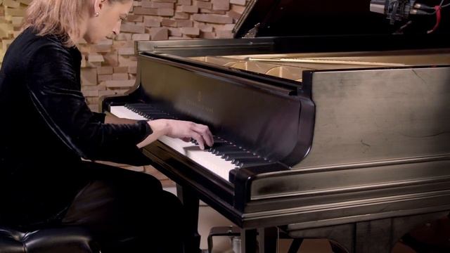 Jordi Cervelló Studio Fantasia смотреть онлайн