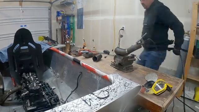 mini jet boat part 2 смотреть онлайн