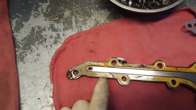 Nissan VQ low oil pressure/oil galley gasket issue смотреть онлайн