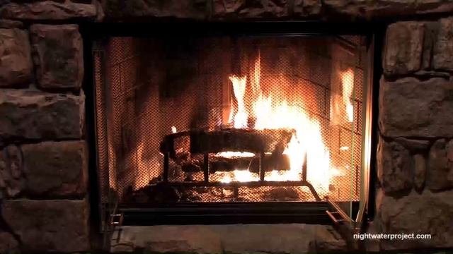 Fireplace with Christmas Favorites смотреть онлайн