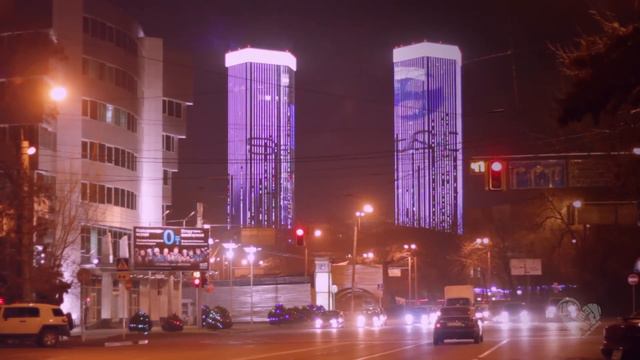 Almaty Towers ночью смотреть онлайн