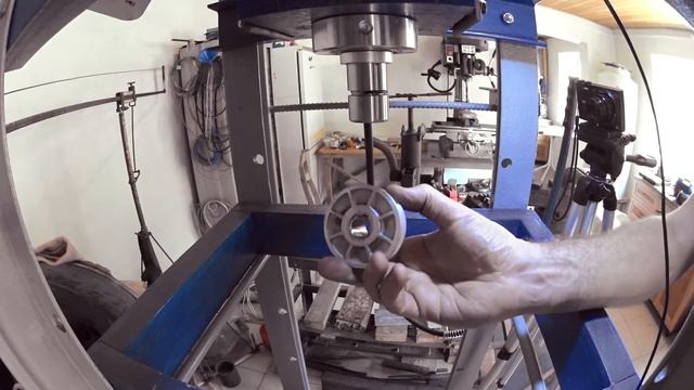 Часть 9/11 Циркулярка с нуля / обработка шкивов выпрессовка смотреть онлайн