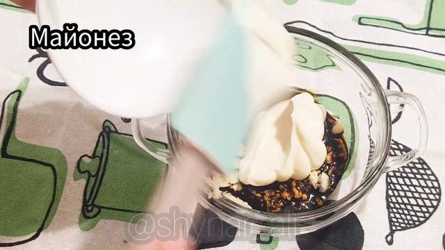 Вкусная курочка | Курочка в духовке | Куриные бедра в чесночном соусе #курочкасчесноком смотреть онлайн