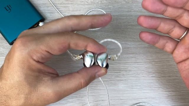 Обзор гибридных наушников Whizzer HE03AL - И блестят и звучат!? смотреть онлайн