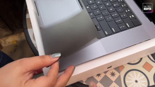 ĐẬP THÙNG MACBOOK PRO 16" CHIP M1 MAX CHÍNH HÃNG CẤU HÌNH "KHỦNG", GIÁ GẦN TRĂM TRIỆU смотреть онлайн