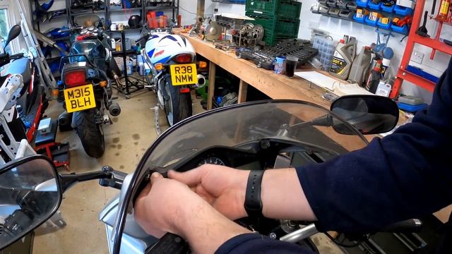Honda VFR800 VTEC 2002 - 2013, Complete Bodywork Or Fairing Removal - A Step By Step Guide