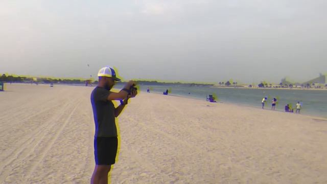 Canon eos 4000d and lens 50mm - Al Mamzer Beach dubai смотреть онлайн