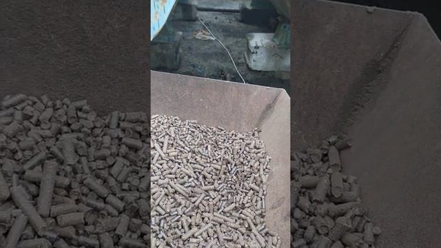 Универсальная приставная горелка. Разогрев битума гранулой. смотреть онлайн