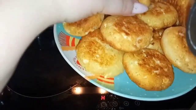 ‼️😋Самый Лёгкий и Вкусный рецепт приготовления сырников 😋 ‼️ смотреть онлайн