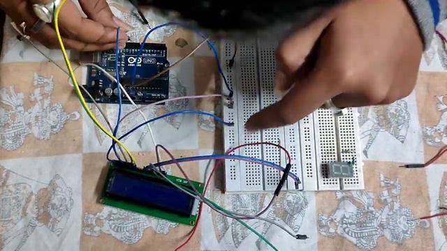 LCD DISPLAY CLOCK using ADRUINO UNO|ADRUINO PROJECTS смотреть онлайн