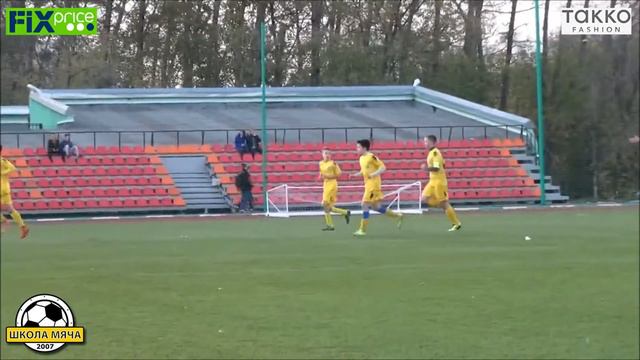 04.10.2015 "Молния-2" - "Школа Мяча" команды 2000 г.р. (голы) смотреть онлайн