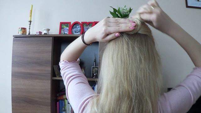 Причёска На Выход или 5 минут для превращения из Золушки в Королевишну:-) смотреть онлайн