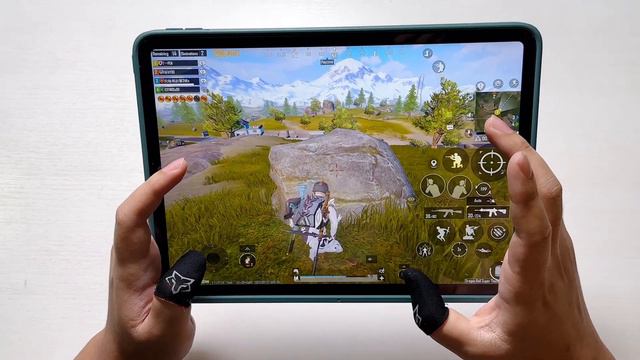 120Hz Device 5-FINGERS Gyroscope | PUBG MOBILE Handcam смотреть онлайн