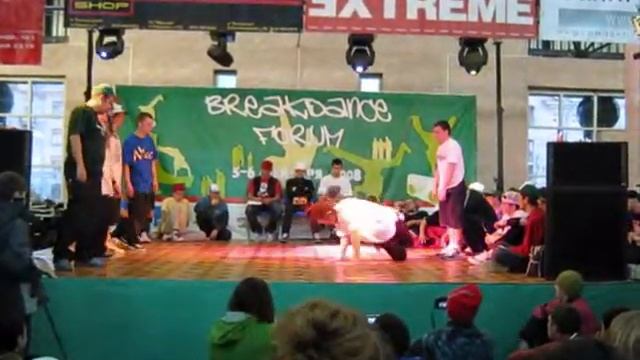 breakdance молодежного форума 5-6 декабря 2008 ЛенЭкспо смотреть онлайн