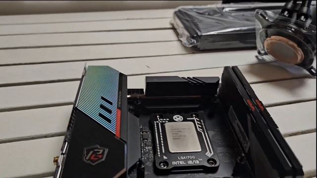 PC Build, I7 13700k, RX7900XTX, Z790, Fractal North, Vertical GPU