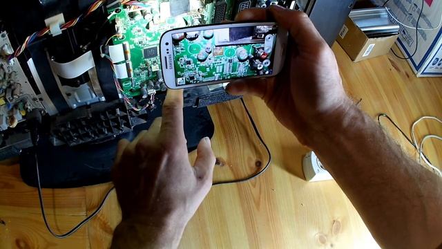 LCD TV Philips не включается, красный огонек не горит смотреть онлайн