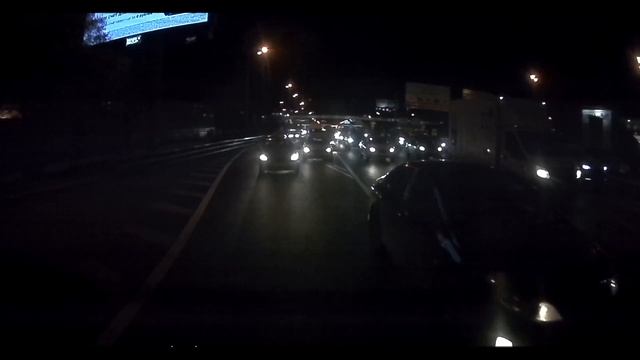 Обсудим? Как нужно проезжать такие "слияния" полос? | полное видео, со всеми знаками и разметкой смотреть онлайн