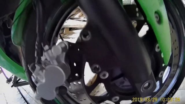 Как Снять Переднее Колесо на Мотоцикле смотреть онлайн