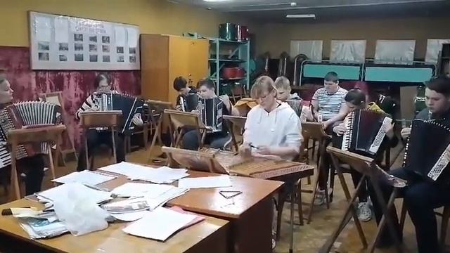 Белорусский танец. (репетиция на уроке ансамбля, 2021 г). смотреть онлайн