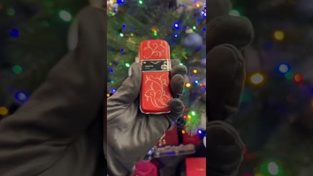 #HNY2023 ЭКСКЛЮЗИВНЫЙ VERTU С ВЫШИВКОЙ СЕРЕБРЯНОЙ НИТЬЮ СО СКИДКОЙ -50% смотреть онлайн