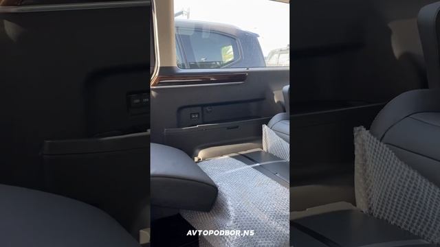 Toyota GRANVIA/3.5/2023/Заднии привод