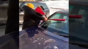 Пранк. Разбили машину.