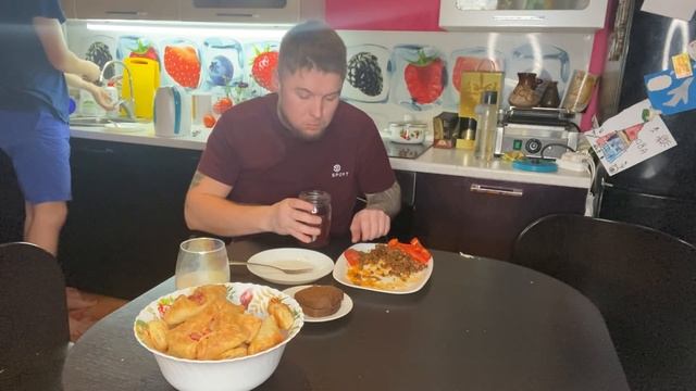 Мои пирожочки Vs Олежьи желудки?кто кого?