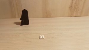 Как собрать из Лего монстра в поле , творение Тревора Хендерсона.