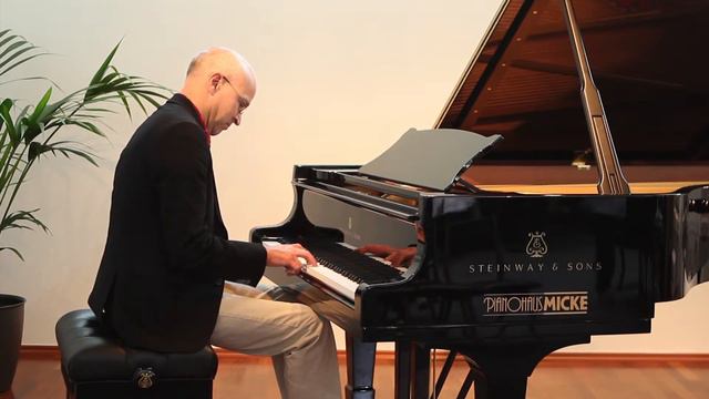 Begeisterte Pianisten am STEINWAY Konzertflügel - singend & spielend ... смотреть онлайн