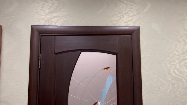 Замена фигурного стекла в межкомнатной двери смотреть онлайн