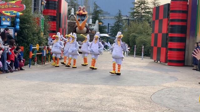 2019 Shanghai Disneyland - Mickey’s Storybook Express Parade.