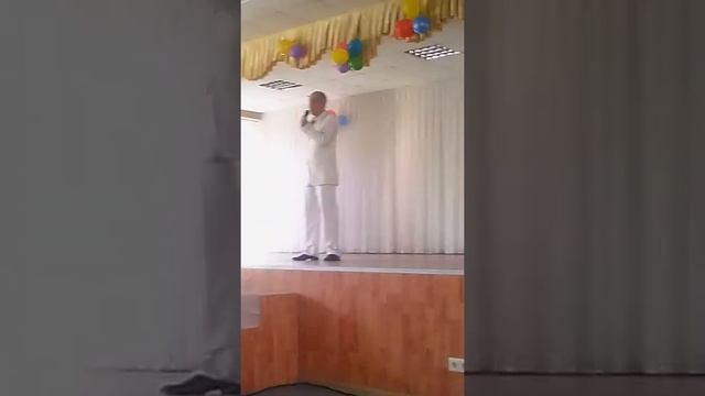 Как выразительно рассказывает стих смотреть онлайн