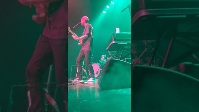 dominic fike - plastic people (action figures) смотреть онлайн