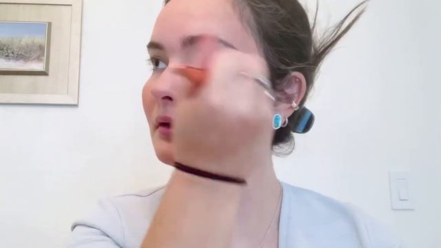 Easy Travel Makeup Look смотреть онлайн